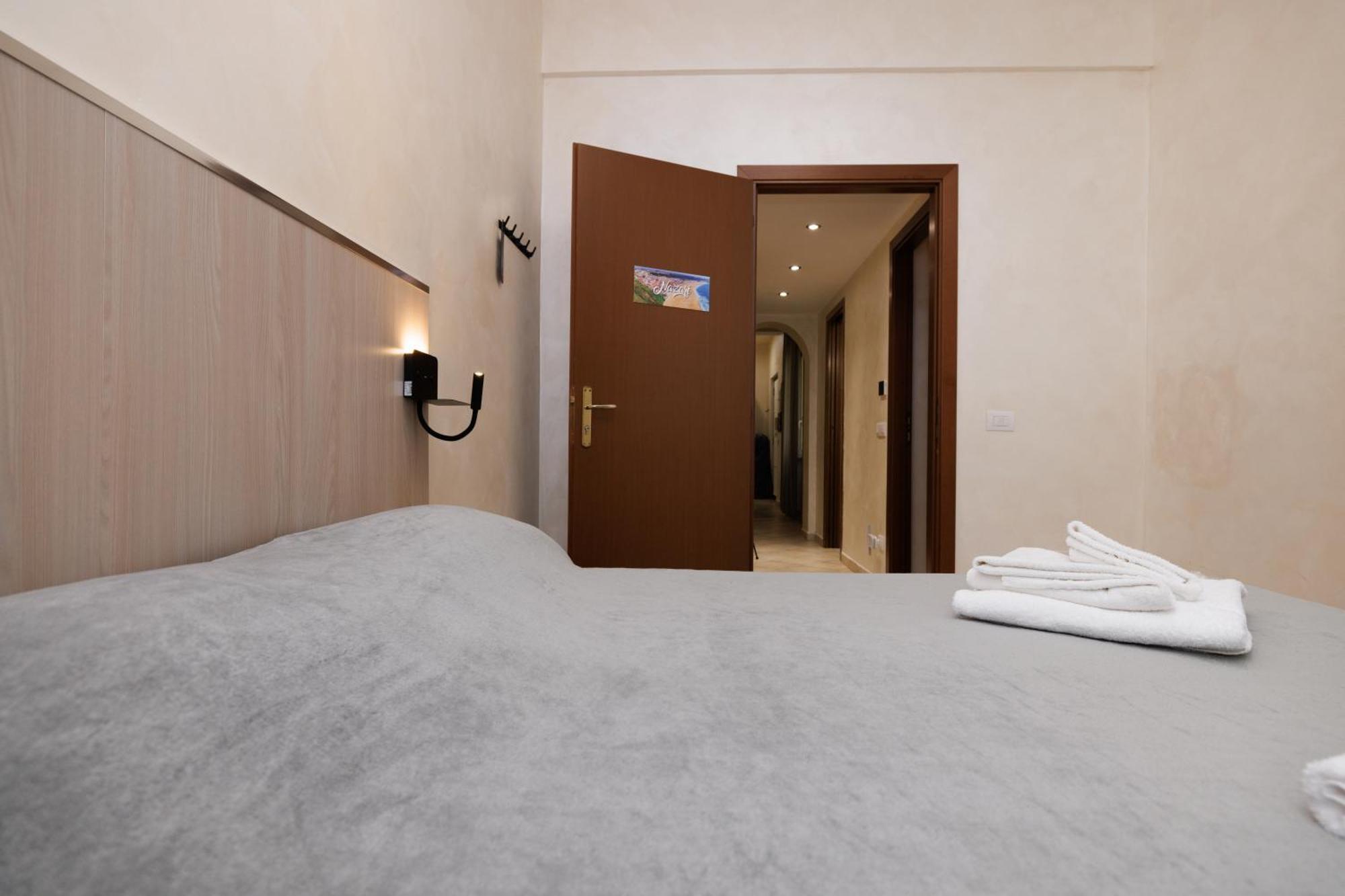 Готель Roma Marine House Лідо-ді-Остія Екстер'єр фото