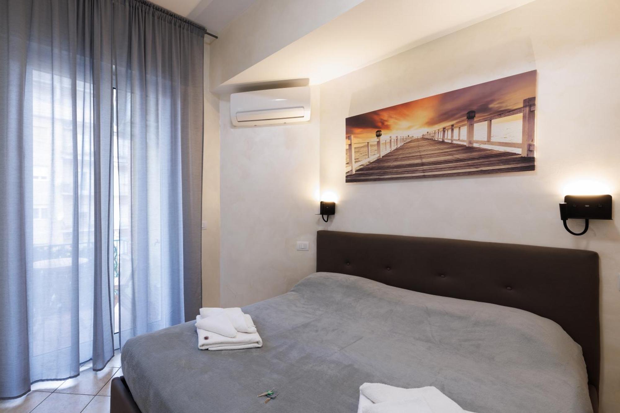 Готель Roma Marine House Лідо-ді-Остія Екстер'єр фото